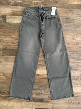 Hollister low-rise baggy jeans
